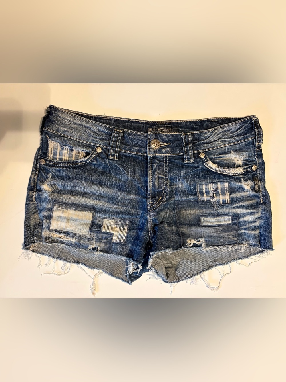 Silver Women's Distressed Denim Patchwork Suki Mid Jean Shorts